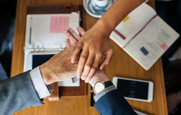 How to Write a Job Description That Attracts Top Talent